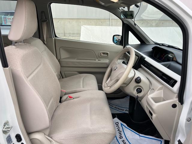 ワゴンＲ ＦＡ　Ｗエアバック　社外ナビ　ＡＢＳ　ワンセグＴＶ　エアコン　プライバシーガラス　社外アルミ　パワーウィンドウ　パワーステアリング　ＥＴＣ　電動格納ミラー　Ｂｌｕｅｔｏｏｔｈ　ＣＤ　キーフリーシステム（7枚目）