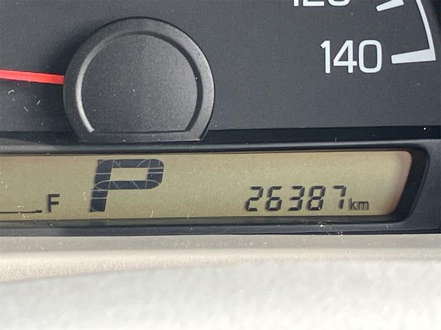 エブリイ ＰＣ　Ｗエアバック　ＡＢＳ　レーダーブレーキ　エアコン　パワーステアリング　パワーウィンドウ　キーレス　サイドバイザー　プライバシーガラス　純正フロアマット（10枚目）