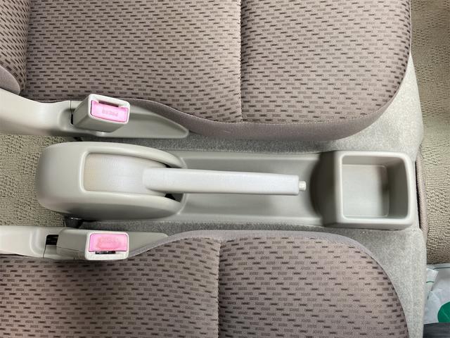 エブリイ ＰＣ　Ｗエアバック　ＡＢＳ　レーダーブレーキ　エアコン　パワーステアリング　パワーウィンドウ　キーレス　サイドバイザー　プライバシーガラス　純正フロアマット（14枚目）