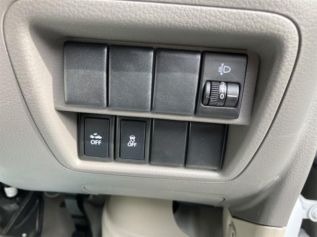 エブリイ ＰＣ　Ｗエアバック　ＡＢＳ　レーダーブレーキ　エアコン　パワーステアリング　パワーウィンドウ　キーレス　サイドバイザー　プライバシーガラス　純正フロアマット（18枚目）