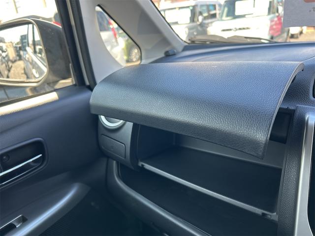 デイズ ハイウェイスター　Ｊ　Ｗエアバック　純正ナビ　ＡＢＳ　フルセグＴＶ　エアコン　ＣＤプレイヤー　サイドバイザー　純正アルミ　キーレス　パワーステアリング　パワーウィンドウ　フォグランプ　電動格納ミラー（9枚目）