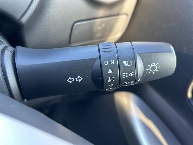 デイズ ハイウェイスター　Ｊ　Ｗエアバック　純正ナビ　ＡＢＳ　フルセグＴＶ　エアコン　ＣＤプレイヤー　サイドバイザー　純正アルミ　キーレス　パワーステアリング　パワーウィンドウ　フォグランプ　電動格納ミラー（11枚目）