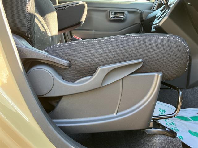 タフト Ｇ　クロムベンチャー　エアコン　パワーステアリング　パワーウィンドウ　Ｗエアバック　プライバシーガラス　電動パーキング　純正アルミ　電動格納ミラー　シートヒーター　スマートアシスト　バックカメラ　社外ナビ　フルセグＴＶ（8枚目）