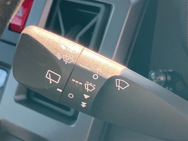 タフト Ｇ　クロムベンチャー　エアコン　パワーステアリング　パワーウィンドウ　Ｗエアバック　プライバシーガラス　電動パーキング　純正アルミ　電動格納ミラー　シートヒーター　スマートアシスト　バックカメラ　社外ナビ　フルセグＴＶ（20枚目）