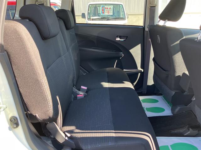 ムーヴ Ｘターボ　ＶＳ　Ｗエアバック　社外ナビ　エアコン　プライバシーガラス　純正アルミ　パワーウィンドウ　パワーステアリング　電動格納ミラー　キーフリーシステム　ＥＴＣ車載器１．０　アイドリングＳＴＯＰ　Ｂｌｕｅｔｏｏｔｈ（9枚目）