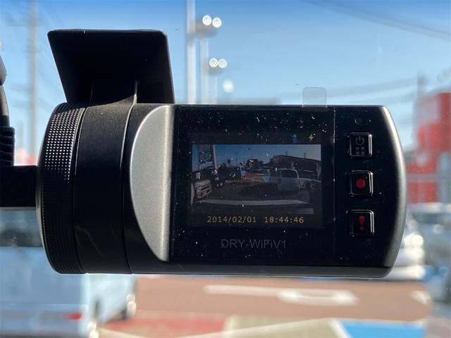 ムーヴ カスタムX20thアニバサリーゴールドED SAII Wエアバック ABS エアコン プライバシーガラス パワーウィンドウ パワーステアリング フォグランプ アイドリングSTOP スマートアシスト キーフリーシステム オートライト(12枚目)