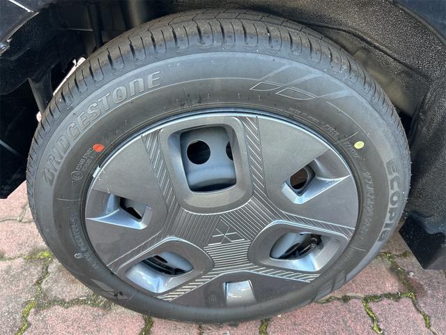 デリカミニ Ｇ　エアコン　パワーステアリング　ＡＢＳ　アイドリングＳＴＯＰ　レーダーブレーキ　プライバシーガラス　電動格納ミラー　オートライト　キーフリーシステム　左側パワースライドドア　バックカメラ　シートヒーター（23枚目）