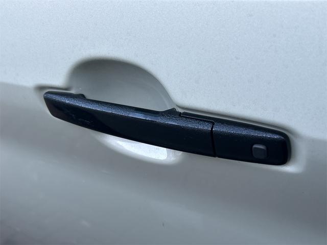 デリカミニ Ｇ　エアコン　パワーステアリング　ＡＢＳ　アイドリングＳＴＯＰ　レーダーブレーキ　プライバシーガラス　電動格納ミラー　オートライト　キーフリーシステム　左側パワースライドドア　バックカメラ　シートヒーター（24枚目）