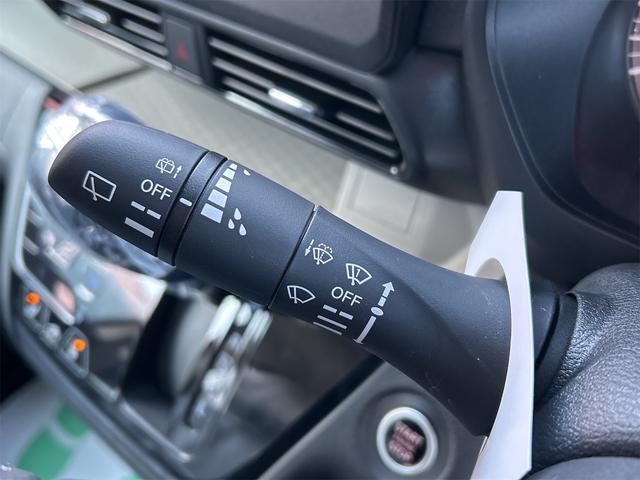 デリカミニ Ｇ　エアコン　パワーステアリング　ＡＢＳ　アイドリングＳＴＯＰ　レーダーブレーキ　プライバシーガラス　電動格納ミラー　オートライト　キーフリーシステム　左側パワースライドドア　バックカメラ　シートヒーター（48枚目）