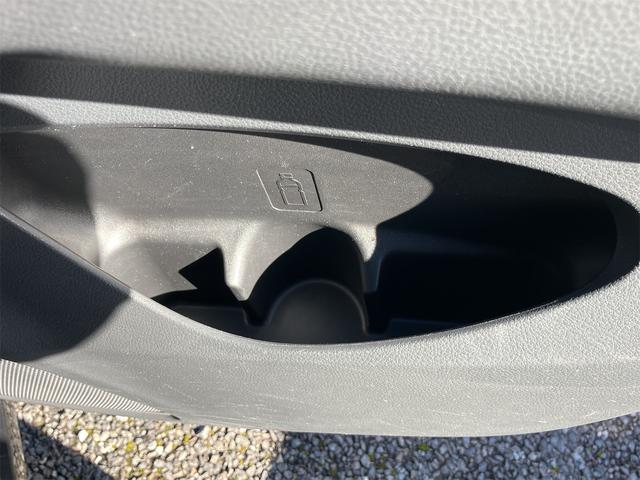 ワゴンＲ ＦＸリミテッド　Ｗエアバック　ＡＢＳ　アイドリングＳＴＯＰ　ＣＤプレイヤー　ドライブレコーダー前後　エアコン　パワーステアリング　パワーウィンドウ　電動格納ミラー　キーフリーシステム　リヤスポイラー　純正アルミ（22枚目）