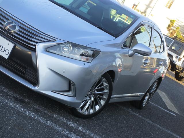 HS HS250h バージョンL 最上位モデル/安全装備フル装着(前後プリクラ+レーダークルーズ+LKA+HUD/ワイドフロントモニター+前後ソナー/後席SRSサイドエアバッグ)/禁煙/走行中TV/ESverL用18AW/前後ドラレコ(30枚目)