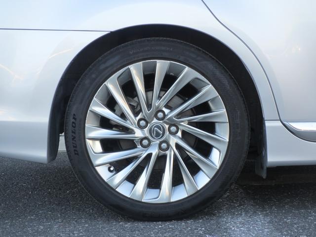 HS HS250h バージョンL 最上位モデル/安全装備フル装着(前後プリクラ+レーダークルーズ+LKA+HUD/ワイドフロントモニター+前後ソナー/後席SRSサイドエアバッグ)/禁煙/走行中TV/ESverL用18AW/前後ドラレコ(43枚目)