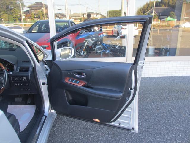 HS HS250h バージョンL 最上位モデル/安全装備フル装着(前後プリクラ+レーダークルーズ+LKA+HUD/ワイドフロントモニター+前後ソナー/後席SRSサイドエアバッグ)/禁煙/走行中TV/ESverL用18AW/前後ドラレコ(45枚目)