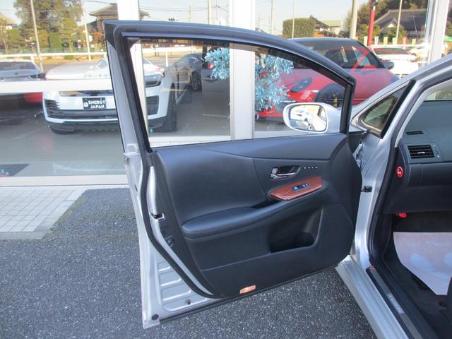 HS HS250h バージョンL 最上位モデル/安全装備フル装着(前後プリクラ+レーダークルーズ+LKA+HUD/ワイドフロントモニター+前後ソナー/後席SRSサイドエアバッグ)/禁煙/走行中TV/ESverL用18AW/前後ドラレコ(51枚目)