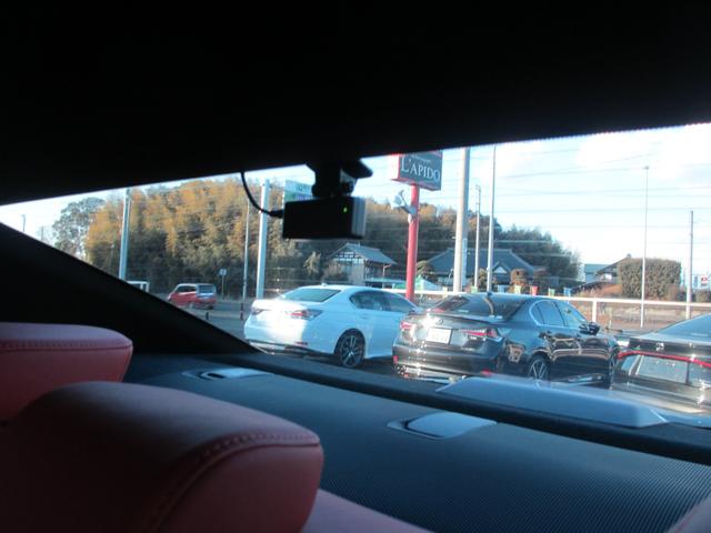 IS IS300h Fスポーツ TRDフロント+MODELLISTA(サイド&リヤ&4本マフラー)/三眼LED/パノラミックビュー/1オーナー禁煙車/新規登録時から6か月毎のレクサス全整備記録簿8枚/前後ドラレコ/スペア&カードキー(68枚目)