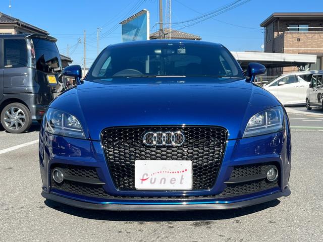 アウディ TTクーペ 1.8TFSI 社外アルミ 車高調 純正ナビの