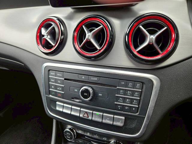 ＣＬＡクラス シューティングブレーク ＣＬＡ２５０シュポルト４マチックシュティングブレーク　スマートキー　４ＷＤ（13枚目）