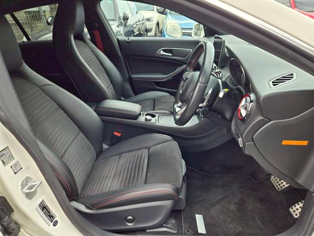 ＣＬＡクラス シューティングブレーク ＣＬＡ２５０シュポルト４マチックシュティングブレーク　スマートキー　４ＷＤ（17枚目）