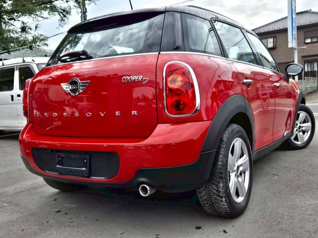 ＭＩＮＩ クーパーＤ　クロスオーバー　黒ルーフ（6枚目）