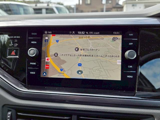ポロ ＴＳＩハイライン　純正ＳＤナビ　スマートキー（10枚目）
