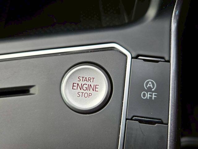 ポロ ＴＳＩハイライン　純正ＳＤナビ　スマートキー（15枚目）