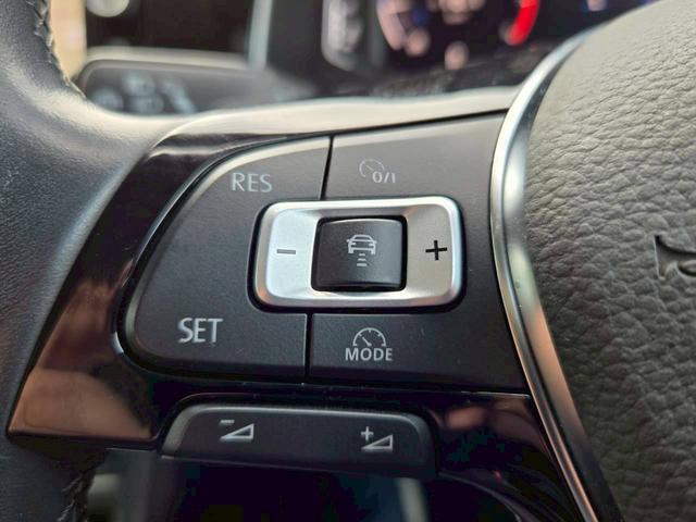 ポロ ＴＳＩハイライン　純正ＳＤナビ　スマートキー（17枚目）