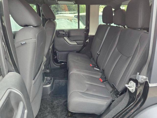 ジープ・ラングラーアンリミテッド スポーツ(22枚目)