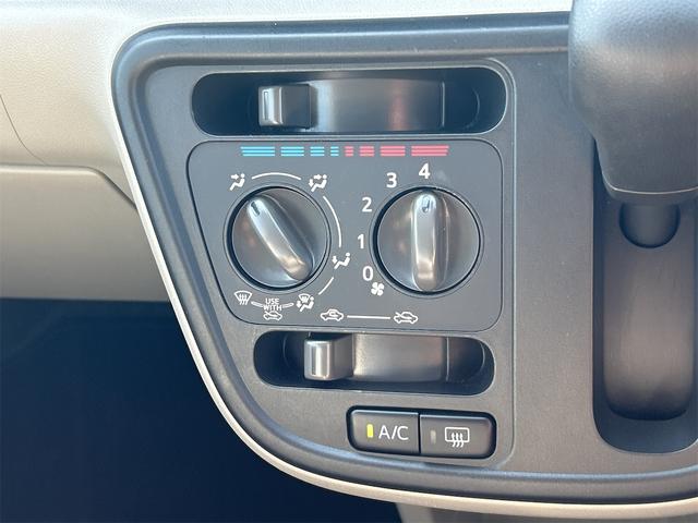 パッソ Ｘ　ＥＴＣ　バックカメラ　ナビ　ＴＶ　クリアランスソナー　衝突被害軽減システム　オートマチックハイビーム　オートライト　スマートキー　アイドリングストップ　電動格納ミラー　ＣＶＴ　盗難防止システム（7枚目）