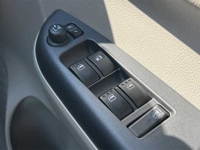 パッソ Ｘ　ＥＴＣ　バックカメラ　ナビ　ＴＶ　クリアランスソナー　衝突被害軽減システム　オートマチックハイビーム　オートライト　スマートキー　アイドリングストップ　電動格納ミラー　ＣＶＴ　盗難防止システム（11枚目）