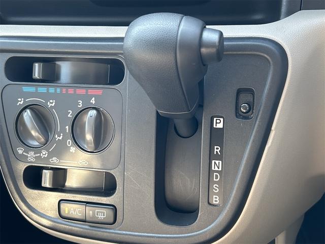 パッソ Ｘ　ＥＴＣ　バックカメラ　ナビ　ＴＶ　クリアランスソナー　衝突被害軽減システム　オートマチックハイビーム　オートライト　スマートキー　アイドリングストップ　電動格納ミラー　ＣＶＴ　盗難防止システム（8枚目）