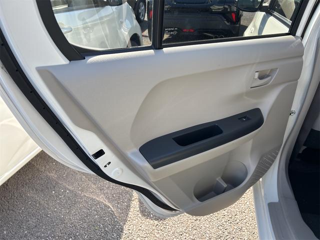 パッソ Ｘ　ＥＴＣ　バックカメラ　ナビ　ＴＶ　クリアランスソナー　衝突被害軽減システム　オートマチックハイビーム　オートライト　スマートキー　アイドリングストップ　電動格納ミラー　ＣＶＴ　盗難防止システム（31枚目）