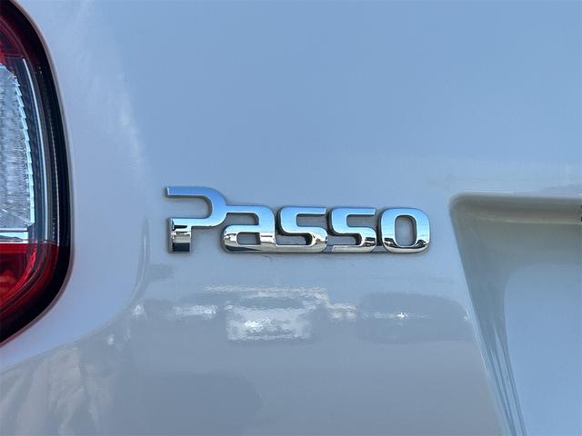 パッソ Ｘ　ＥＴＣ　バックカメラ　ナビ　ＴＶ　クリアランスソナー　衝突被害軽減システム　オートマチックハイビーム　オートライト　スマートキー　アイドリングストップ　電動格納ミラー　ＣＶＴ　レンタカーアップ（18枚目）