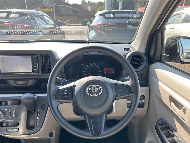 パッソ Ｘ　ＥＴＣ　バックカメラ　ナビ　ＴＶ　クリアランスソナー　衝突被害軽減システム　オートマチックハイビーム　オートライト　スマートキー　アイドリングストップ　電動格納ミラー　ＣＶＴ　レンタカーアップ（3枚目）