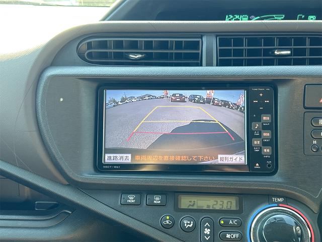 アクア G ドライブレコーダー ETC バックカメラ ナビ TV アルミホイール オートライト スマートキー アイドリングストップ 電動格納ミラー CVT 衝突安全ボディ ABS ESC CD(5枚目)