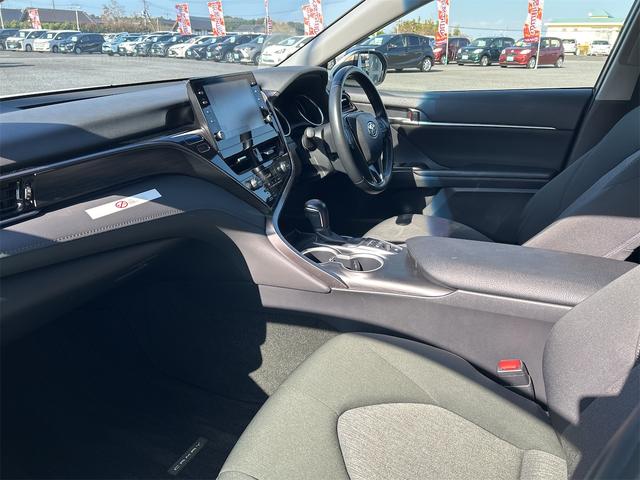 カムリ G ETC クリアランスソナー レーンアシスト オートクルーズコントロール 衝突被害軽減システム バックカメラ ナビ アルミホイール オートマチックハイビーム オートライト LEDヘッドランプ CVT(29枚目)