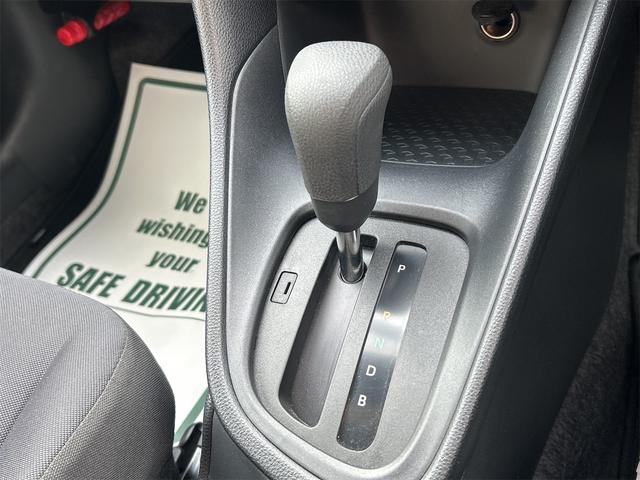 ヤリス ハイブリッドX ドライブレコーダー ETC ナビ オートクルーズコントロール レーンアシスト 衝突被害軽減システム オートマチックハイビーム オートライト スマートキー 電動格納ミラー CVT(7枚目)