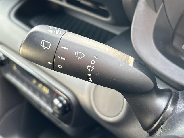 ヤリス ハイブリッドX ドライブレコーダー ETC ナビ オートクルーズコントロール レーンアシスト 衝突被害軽減システム オートマチックハイビーム オートライト スマートキー 電動格納ミラー CVT(28枚目)