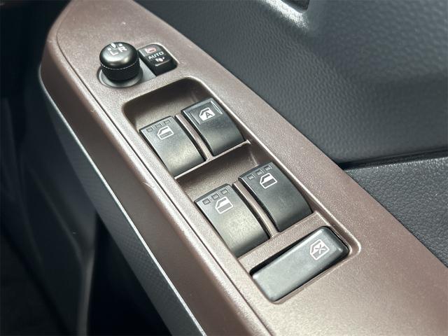 ルーミー Ｇ　Ｓ　ドライブレコーダー　ＥＴＣ　バックカメラ　ナビ　ＴＶ　両側電動スライドドア　オートクルーズコントロール　衝突被害軽減システム　オートライト　スマートキー　アイドリングストップ　電動格納ミラー（52枚目）