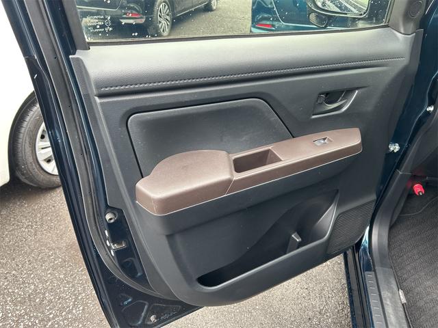 タンク Ｇ　Ｓ　ドライブレコーダー　ＥＴＣ　バックカメラ　ナビ　ＴＶ　両側電動スライドドア　クリアランスソナー　オートクルーズコントロール　衝突被害軽減システム　オートマチックハイビーム　オートライト　スマートキー（29枚目）