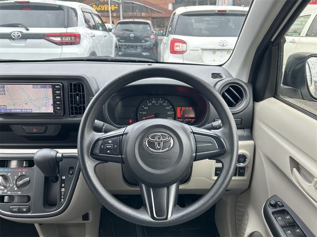 パッソ Ｘ　Ｓ　ＥＴＣ　バックカメラ　ナビ　ＴＶ　クリアランスソナー　衝突被害軽減システム　オートマチックハイビーム　オートライト　スマートキー　アイドリングストップ　電動格納ミラー　ＣＶＴ　レンタカーアップ（3枚目）