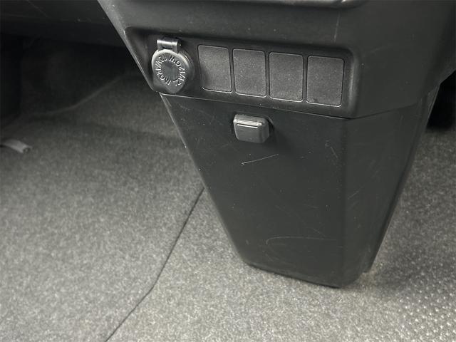 ルーミー Ｘ　Ｓ　ドライブレコーダー　バックカメラ　ナビ　両側スライド・片側電動　クリアランスソナー　衝突被害軽減システム　オートマチックハイビーム　オートライト　スマートキー　アイドリングストップ（46枚目）