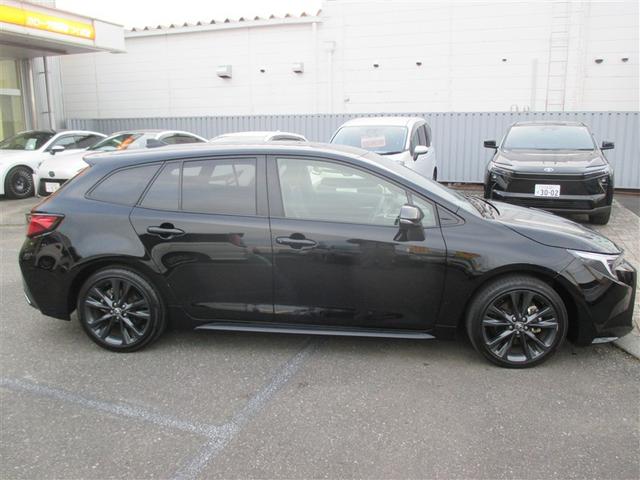 カローラツーリング ハイブリッド ダブルバイビー バックモニター フルセグTV LEDライト ワンオーナー 点検記録簿 クルコン 盗難防止装置 ナビ・TV ドライブレコーダー エアバッグ ETC ABS 助手席エアバッグ キーレス メモリーナビ(2枚目)