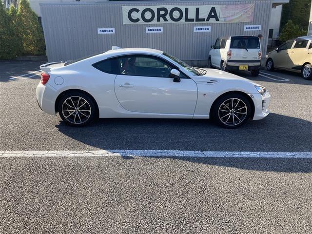 86 GTリミテッド スマキ- オートクルーズ イモビライザー ETC付き キーレスアクセス メモリ-ナビ Wエアバック ナビTV オートエアコン アルミホイール ABS エアバック LEDランプ パワーウィンドウ Bモニ(4枚目)