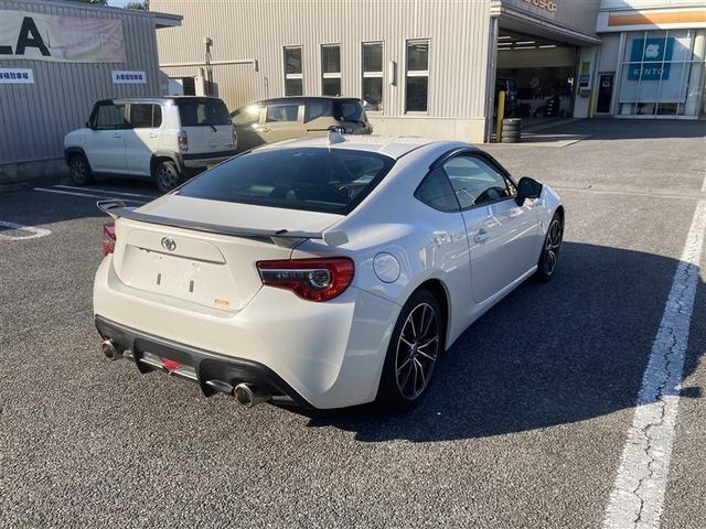 86 GTリミテッド スマキ- オートクルーズ イモビライザー ETC付き キーレスアクセス メモリ-ナビ Wエアバック ナビTV オートエアコン アルミホイール ABS エアバック LEDランプ パワーウィンドウ Bモニ(5枚目)