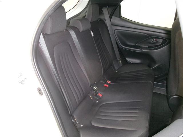 ヤリス Ｇ　バックモニタ－　誤発進抑制機能　スマートキー　横滑り防止機能　キーレス　ＥＴＣ　オートエアコン　ＡＢＳ　運転席エアバック　サイドエアバッグ　記録簿有　パワーステアリング　パワーウィンドウ（16枚目）