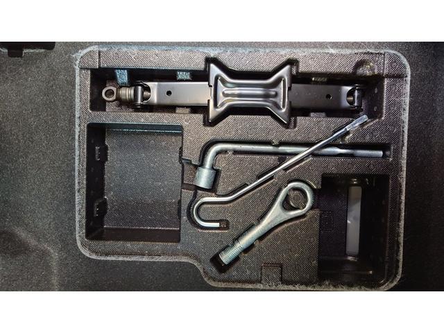 ルーミー G 追突軽減ブレーキ パワステ フルフラット Aストップ オートクルーズコントロール LEDライト Rカメラ 記録簿付 ドライブレコーダー ウォークスルー エアバック セキュリティーアラーム ナビ&TV(23枚目)