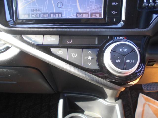 アクア Ｇ　セキュリティー　デュアルエアバック　ナビＴＶ　ＬＥＤ　パワーウィンドウ　地デジ　ＥＳＣ　ＡＴエアコン　ＡＢＳ　パワーステアリング　オートクルーズ　運転席エアバッグ　キーレススタートシステム　ＥＴＣ（9枚目）