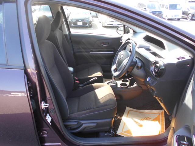 アクア Ｇ　セキュリティー　デュアルエアバック　ナビＴＶ　ＬＥＤ　パワーウィンドウ　地デジ　ＥＳＣ　ＡＴエアコン　ＡＢＳ　パワーステアリング　オートクルーズ　運転席エアバッグ　キーレススタートシステム　ＥＴＣ（14枚目）