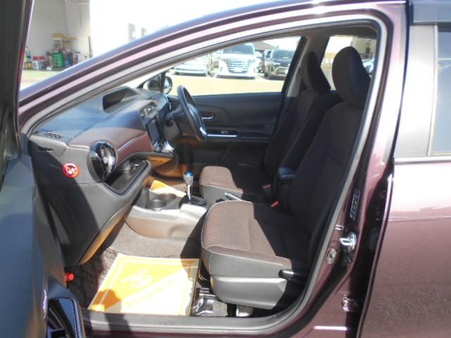 アクア Ｇ　セキュリティー　デュアルエアバック　ナビＴＶ　ＬＥＤ　パワーウィンドウ　地デジ　ＥＳＣ　ＡＴエアコン　ＡＢＳ　パワーステアリング　オートクルーズ　運転席エアバッグ　キーレススタートシステム　ＥＴＣ（15枚目）