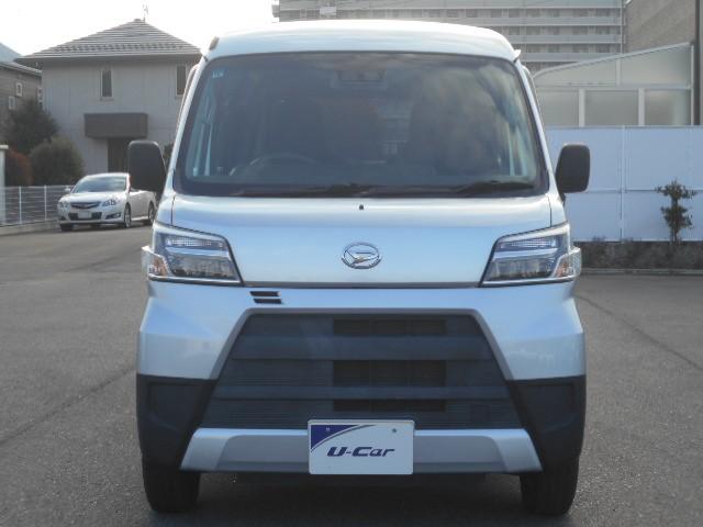 ハイゼットカーゴ ＤＸ　ＳＡＩＩＩ　ヘッドライトＬＥＤ　横滑防止装置　オートエアコン　キ－レス　デュアルエアバッグ　前席パワーウィンドウ　運転席エアバッグ　パワーステアリング　ＡＢＳ　前後誤発進抑制装置（2枚目）